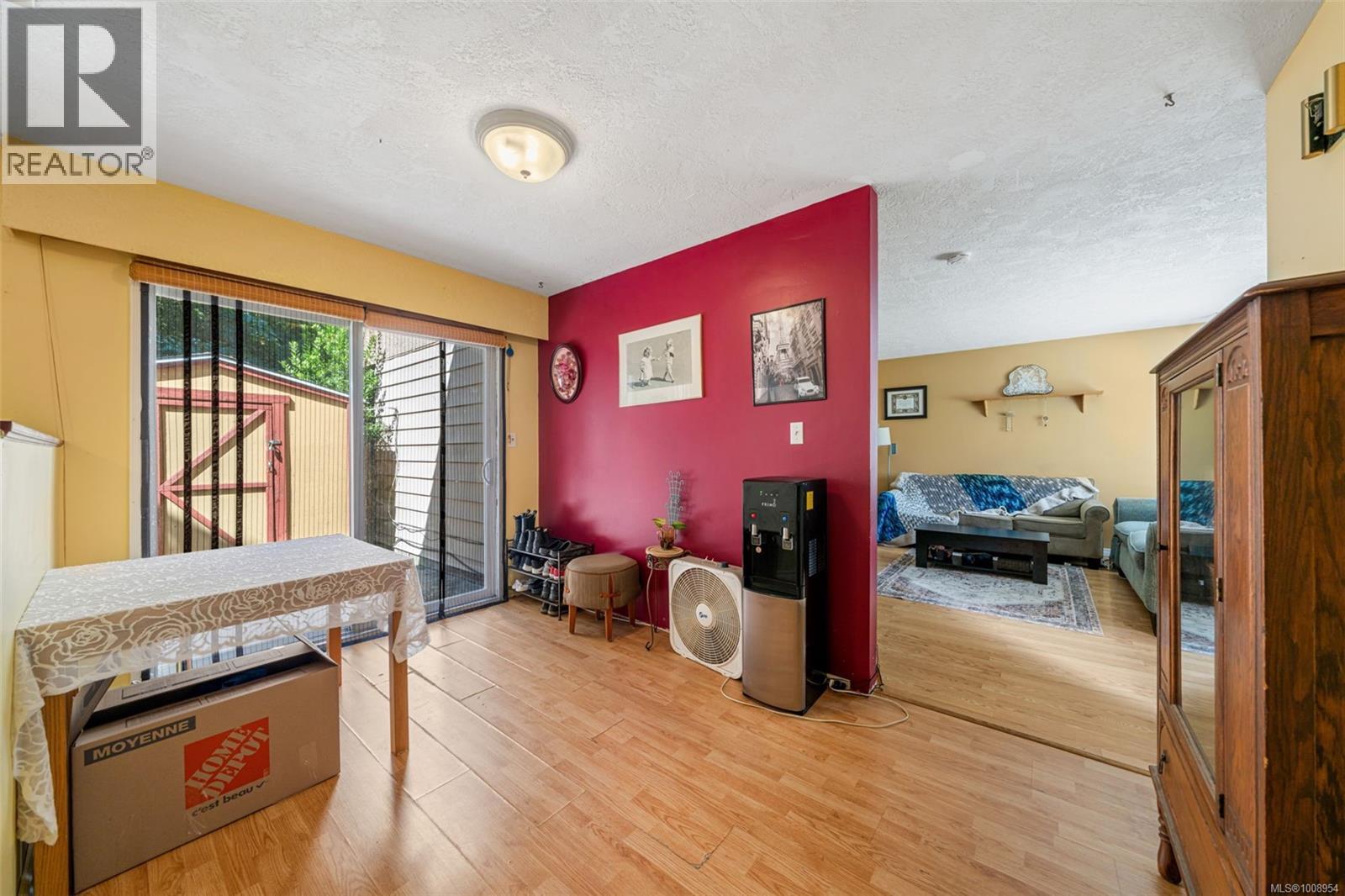 111 2860 Sooke Lake Rd, Langford