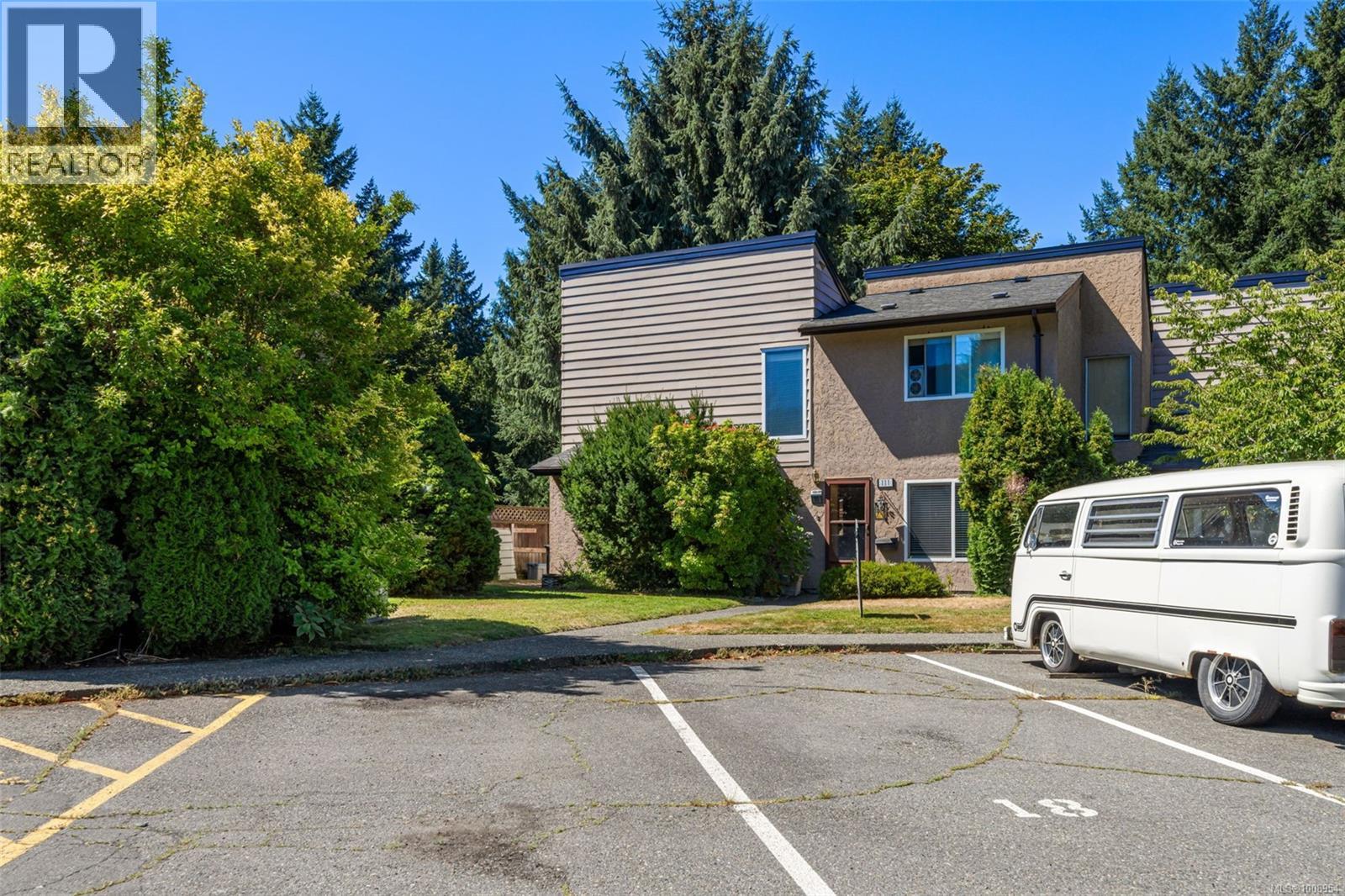 111 2860 Sooke Lake Rd, Langford