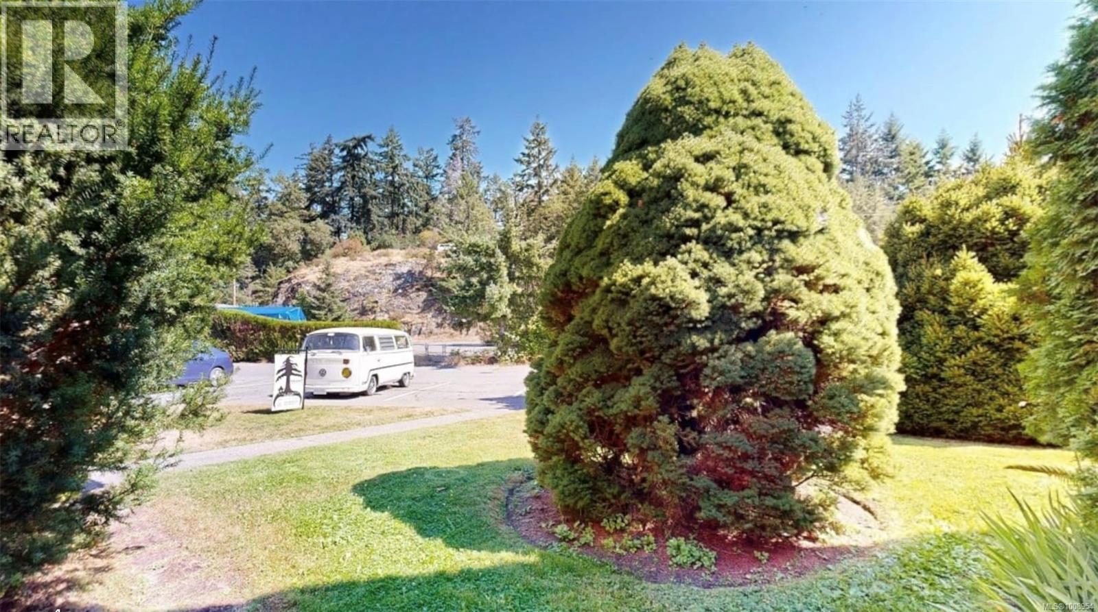 111 2860 Sooke Lake Rd, Langford