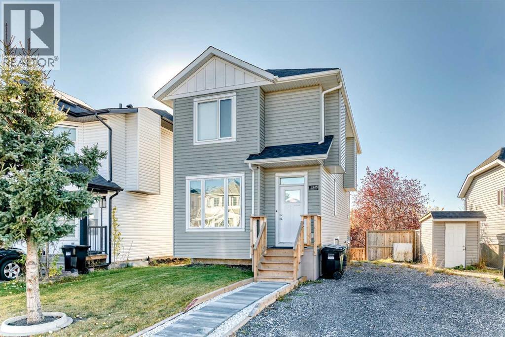 Single Family House for Sale in  Riverstone Road SE Riverbend Calgary 