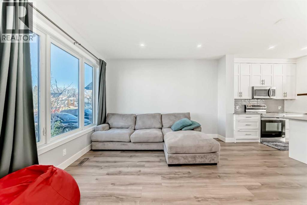 Single Family House for Sale in  Riverstone Road SE Riverbend Calgary 