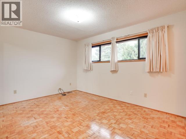 4781 REDONDA AVE, Powell River