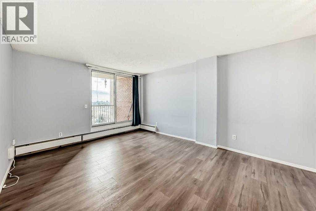 Single Family House for Sale in   Dalton Drive NW Dalhousie Calgary 