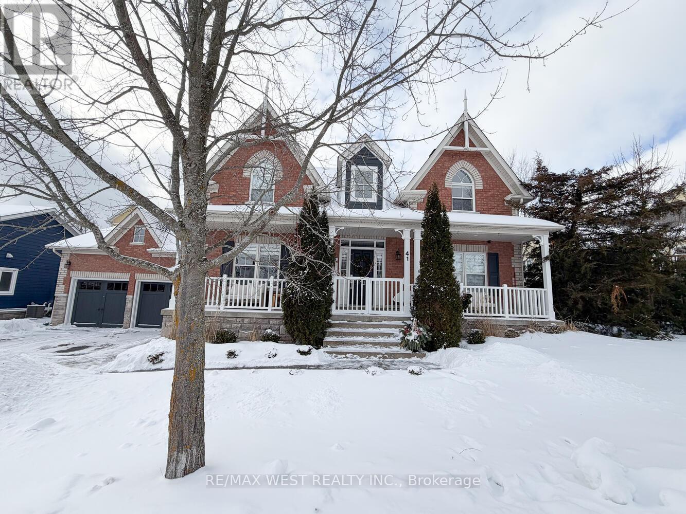 Single Family House for Sale in  NORTH RIVERDALE DRIVE Caledon (Inglewood) 