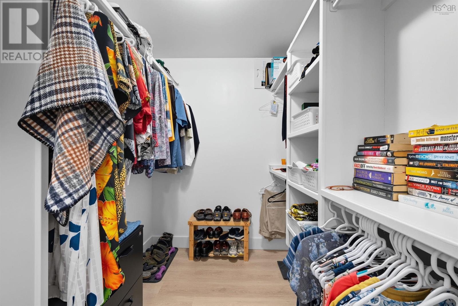 Property 20 of 43 of 40 Community Way