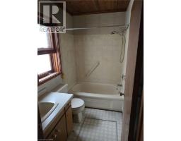 429-439 Lynx Lake Road, Huntsville, ON P1H2J3 Photo 45