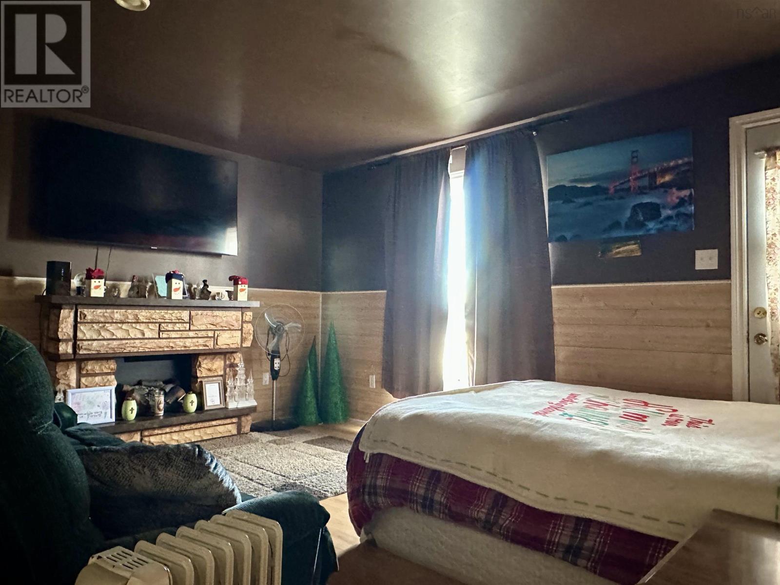 Property 2 of 20 of 19 Peck Street