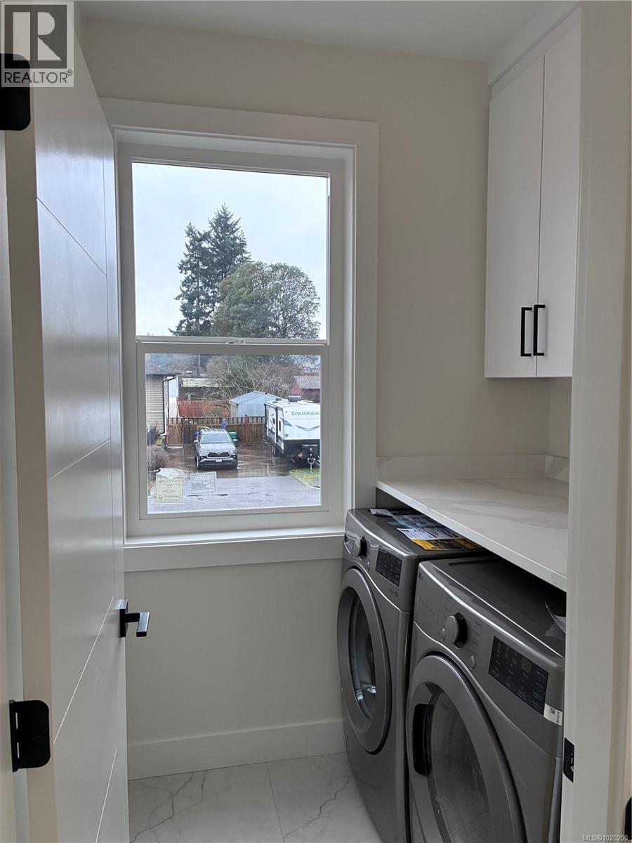 850 Sunderland Ave, Nanaimo