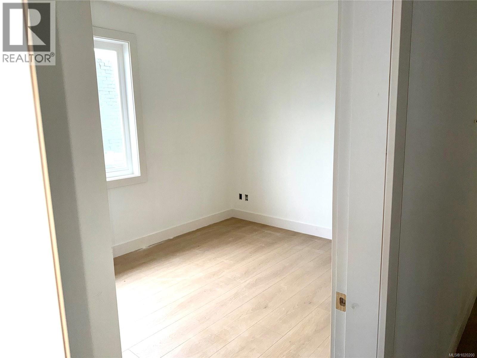 850 Sunderland Ave, Nanaimo