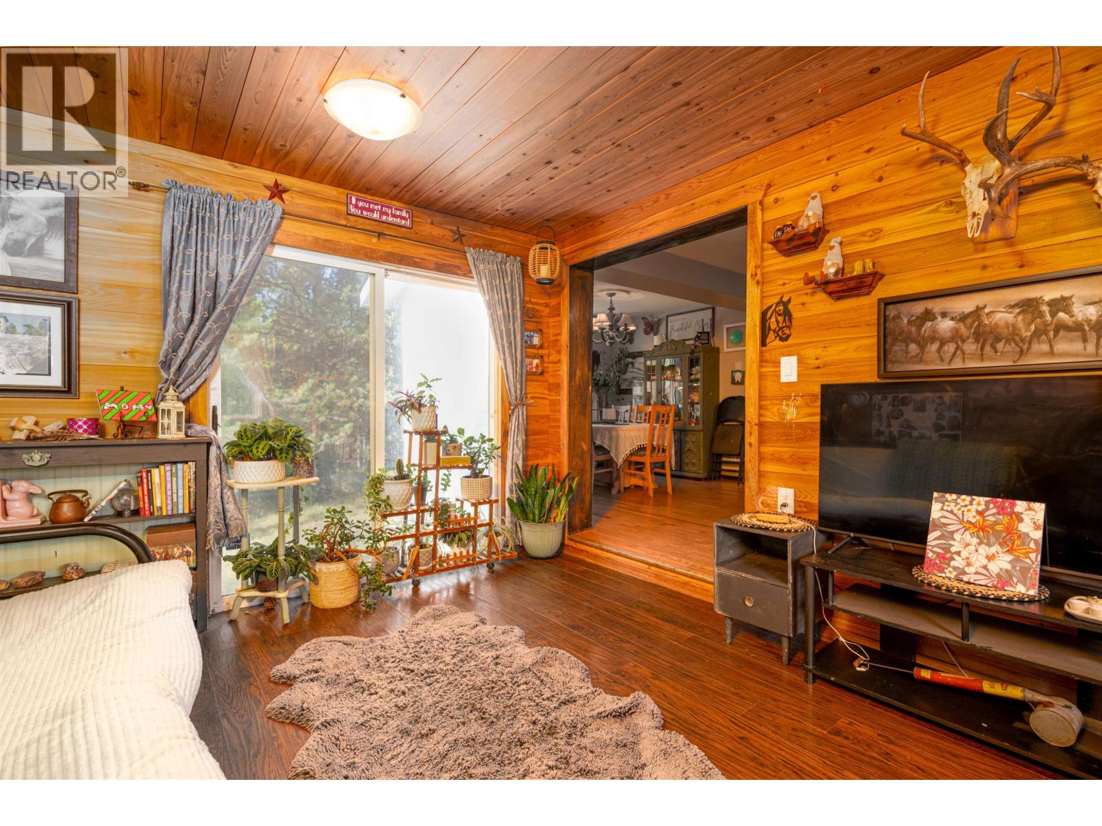 54175 SUTTON ROAD, Vanderhoof