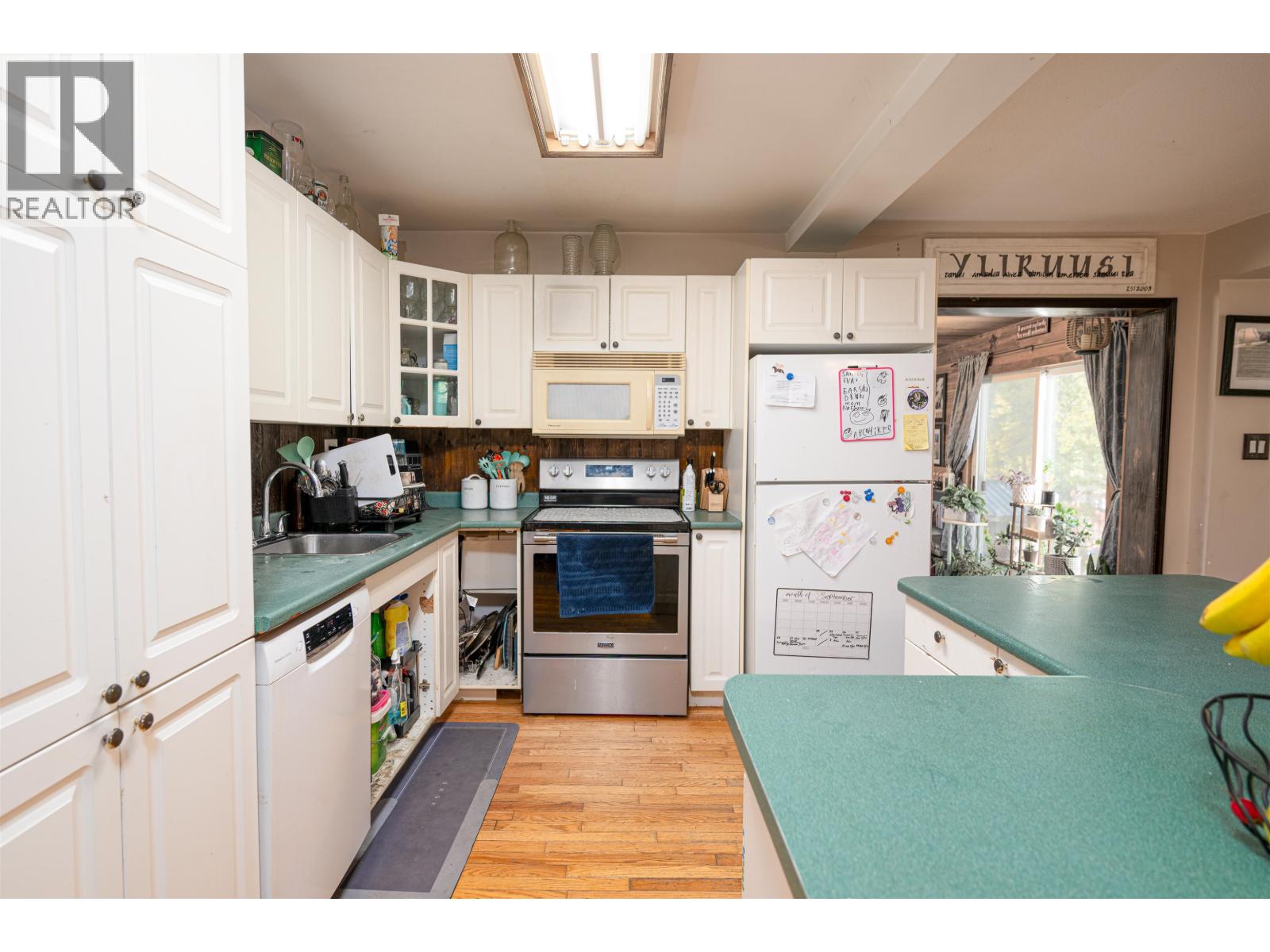 54175 SUTTON ROAD, Vanderhoof