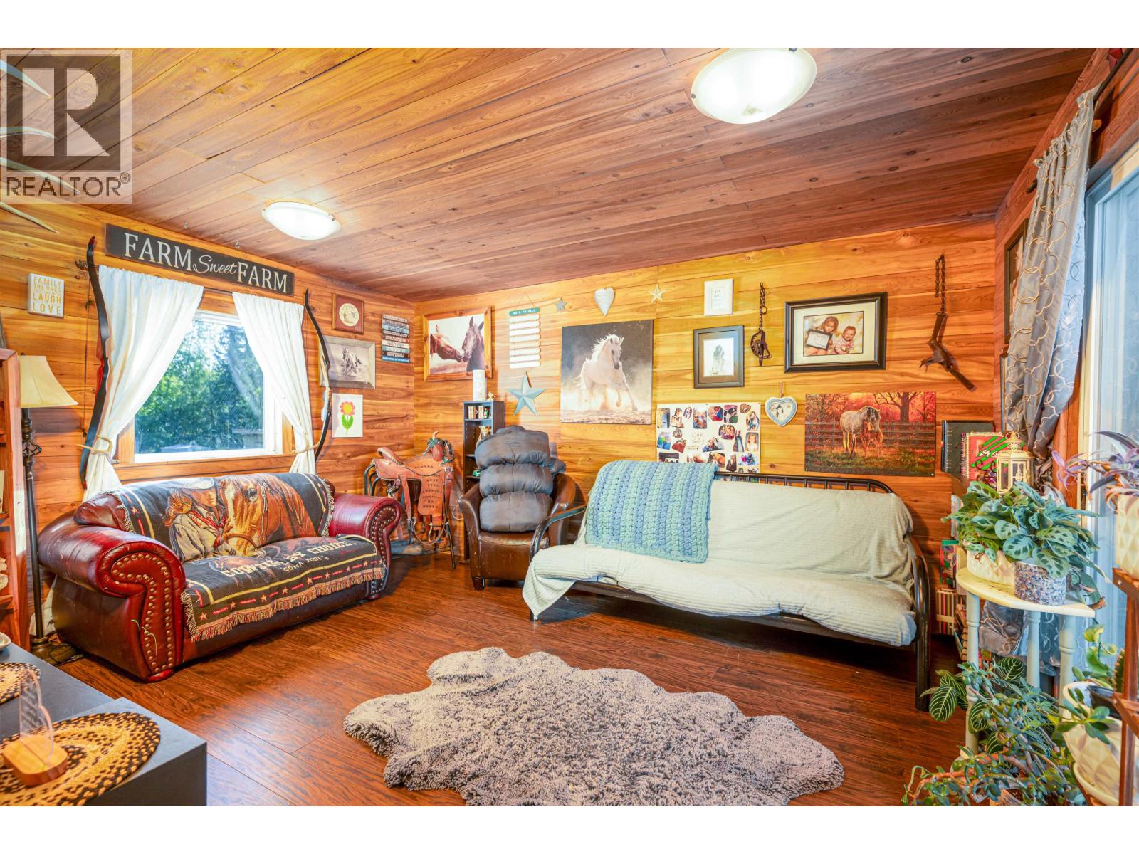 54175 SUTTON ROAD, Vanderhoof