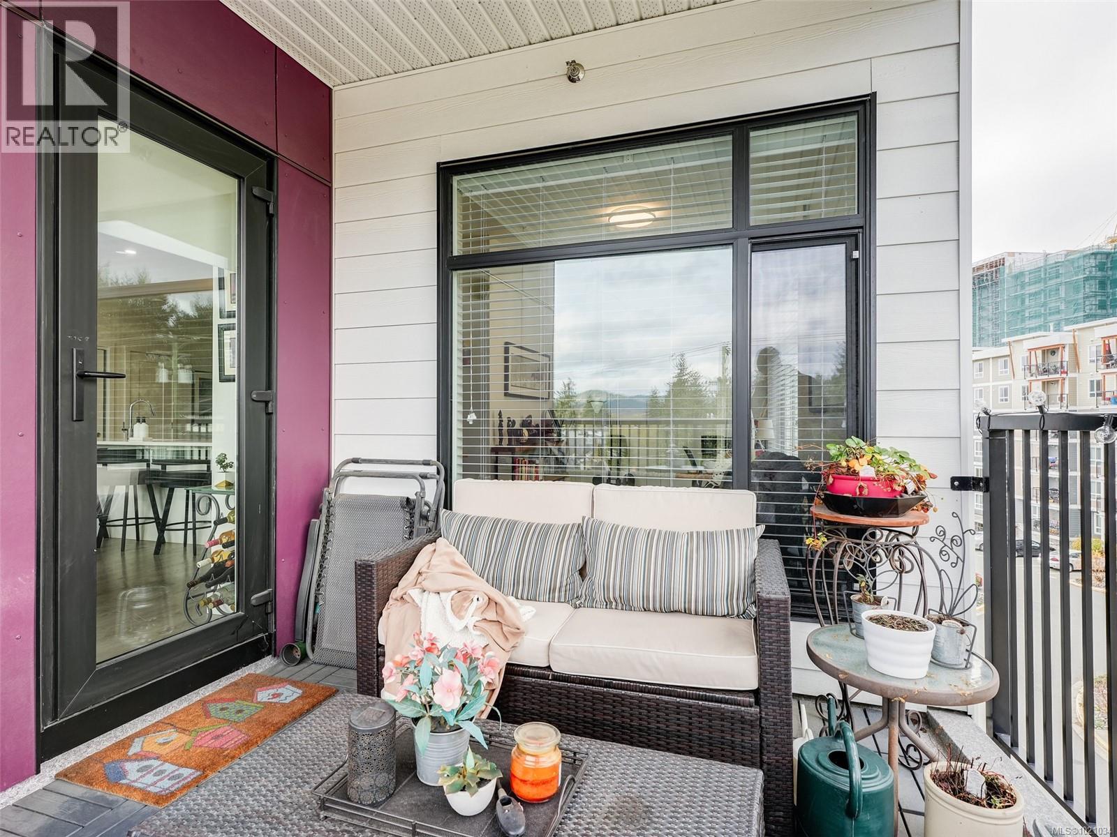 406 707 Treanor Avenue, Langford