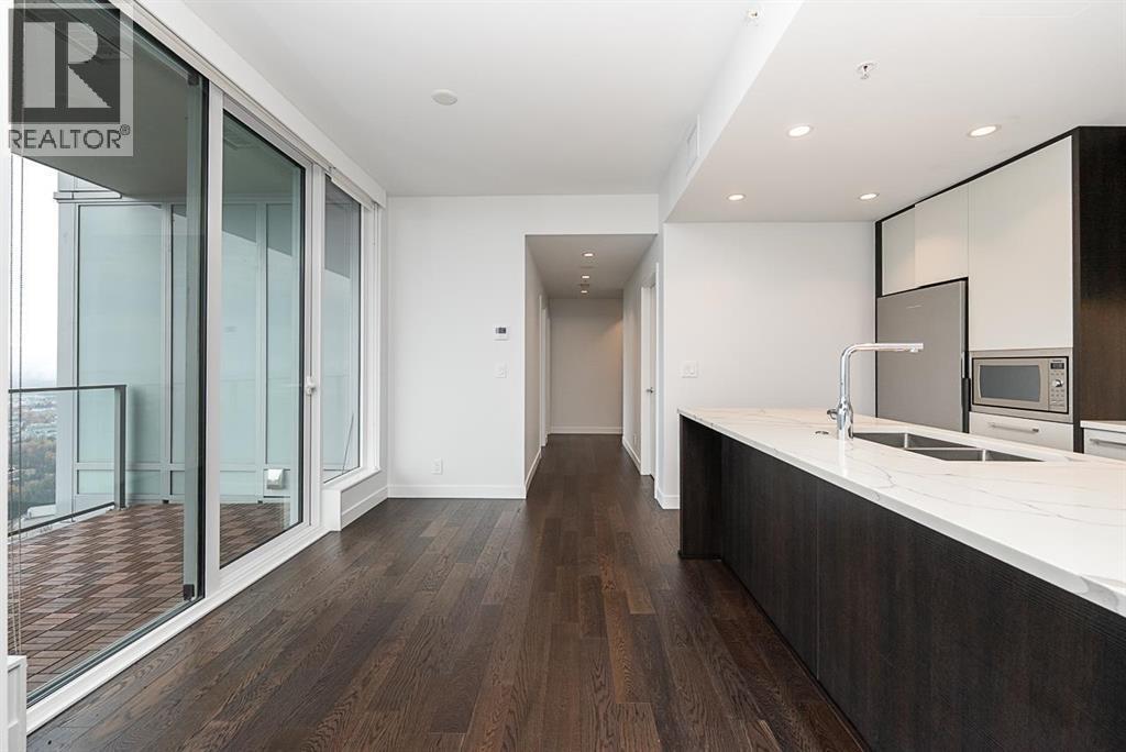 4601 567 CLARKE ROAD, Coquitlam