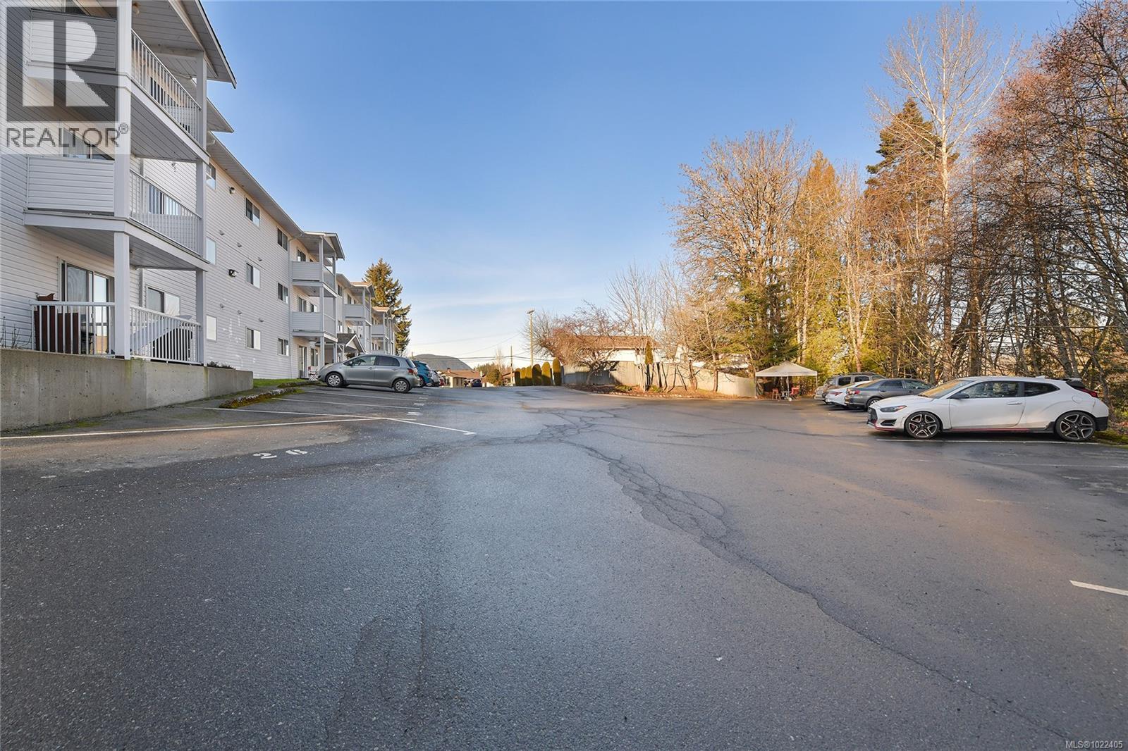 203 3226 COWICHAN LAKE Rd, Duncan