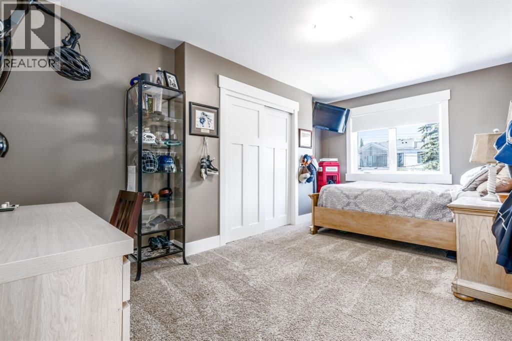 Single Family House for Sale in   Street SW Altadore Calgary 