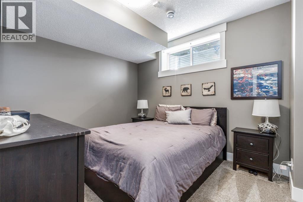 Single Family House for Sale in   Street SW Altadore Calgary 