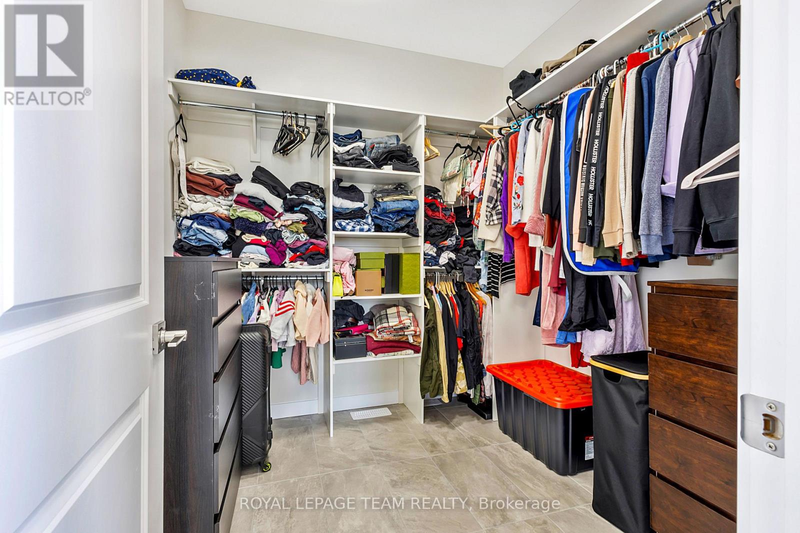 Walk-in Closet - Ample storage