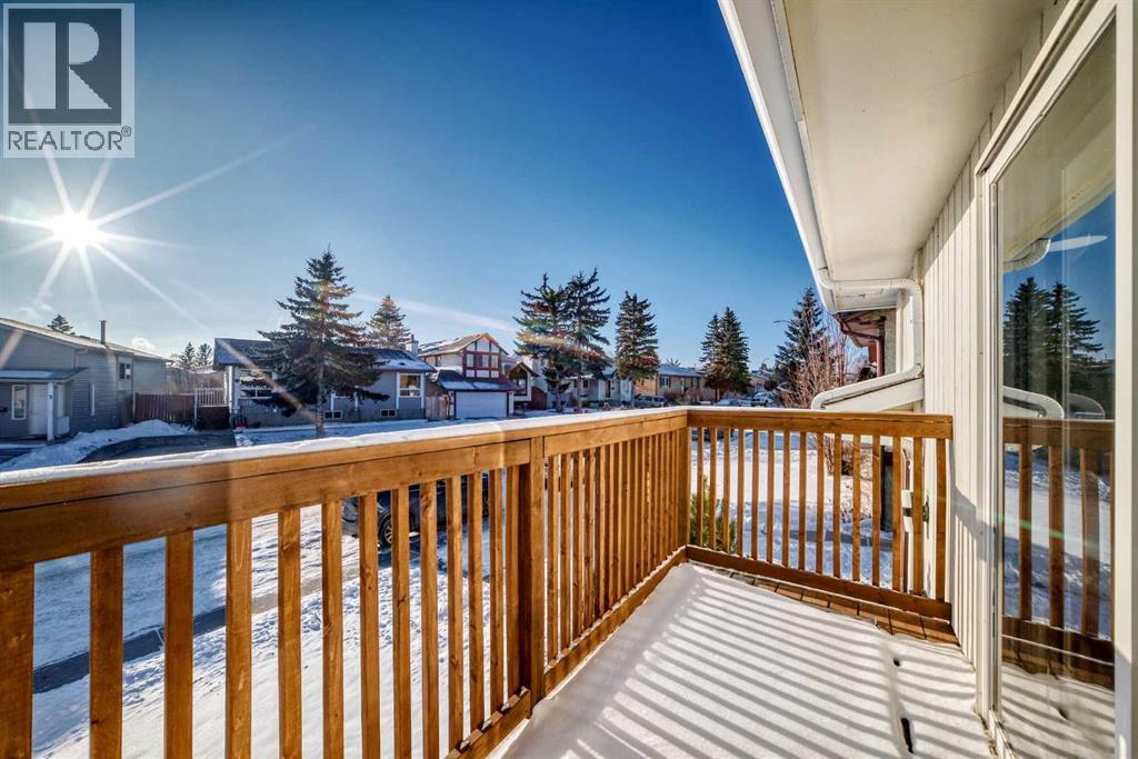 Single Family House Bi-level for Sale in  Castlebrook Way NE Castleridge Calgary 