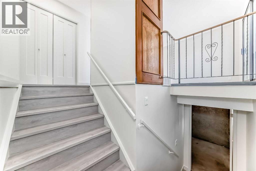 Single Family House Bi-level for Sale in  Castlebrook Way NE Castleridge Calgary 