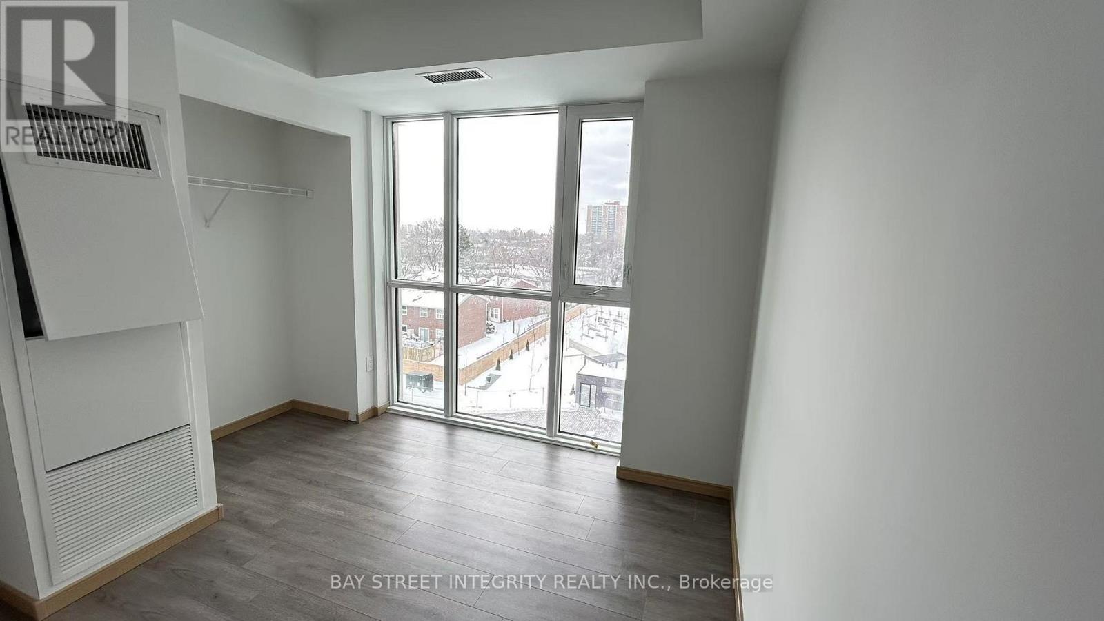 #B617 3429 SHEPPARD AVENUE E - 8