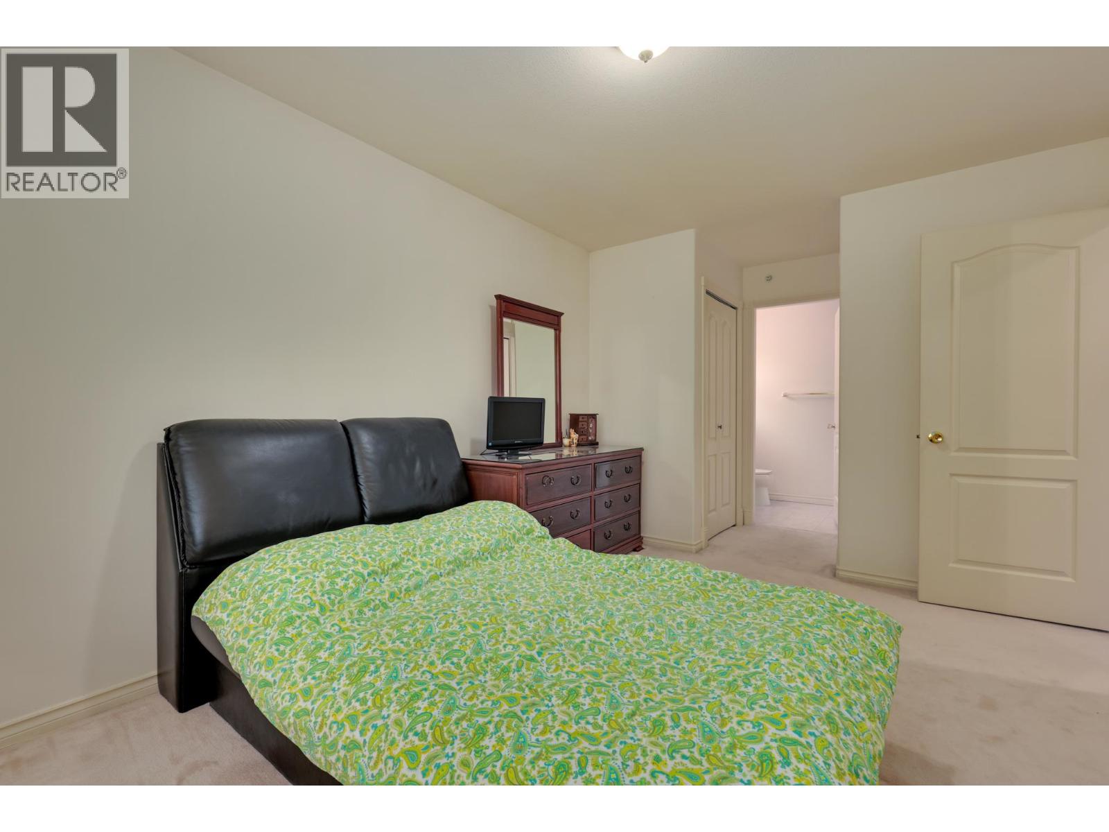 8369 SHAUGHNESSY STREET, Vancouver