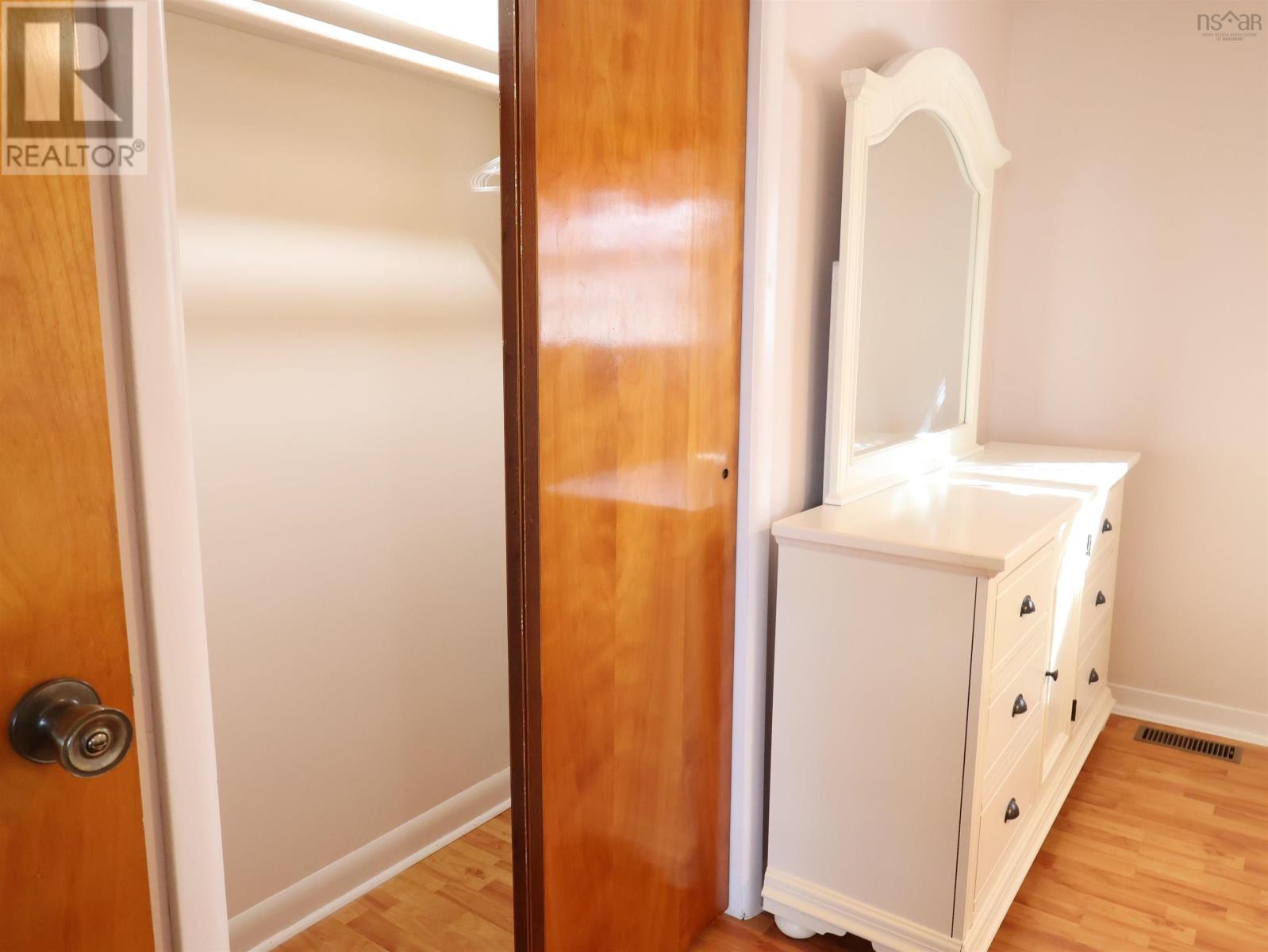 Property 18 of 32 of 30 Harold Street