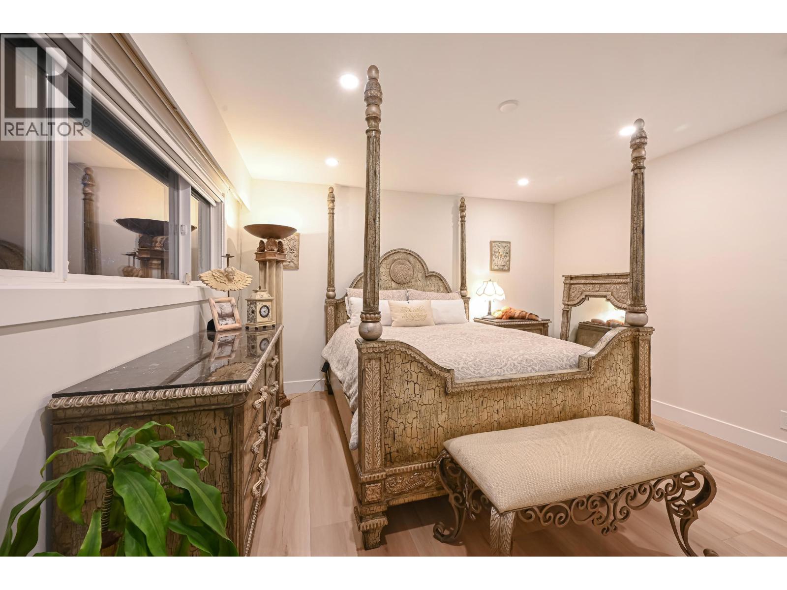 1409 WINDSOR CRESCENT, Delta