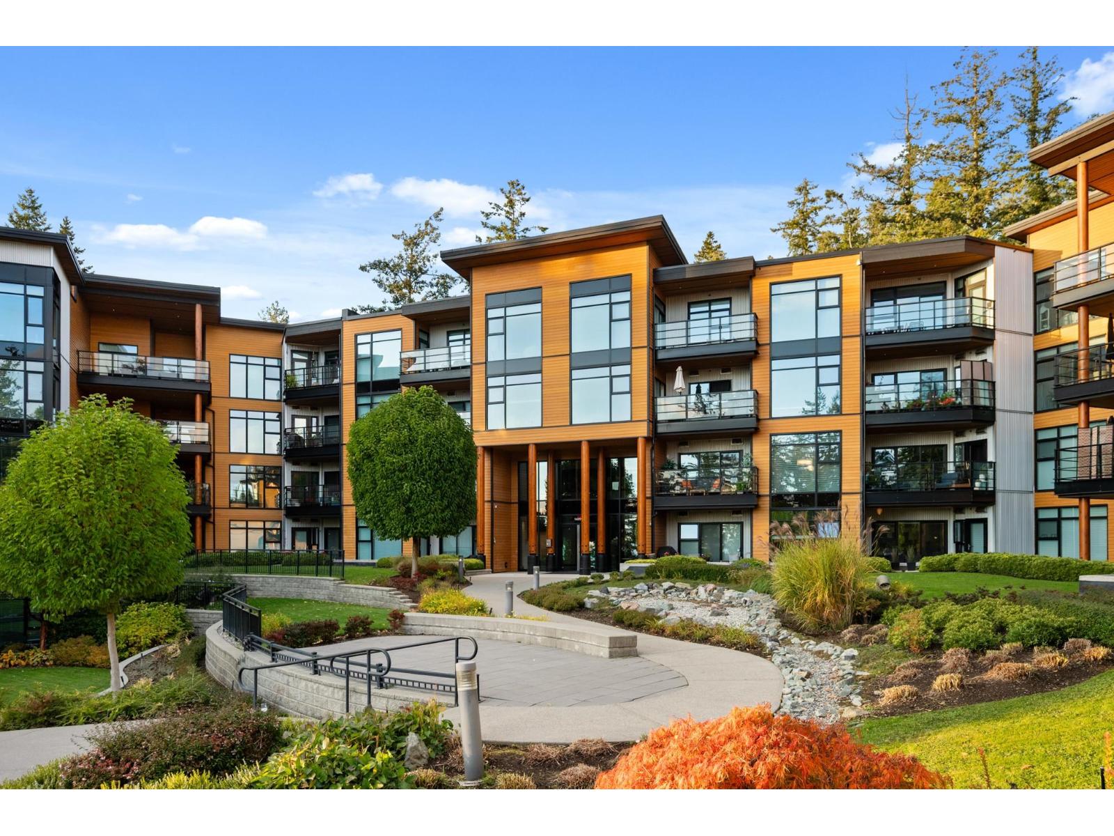 413 14855 THRIFT AVENUE, White Rock