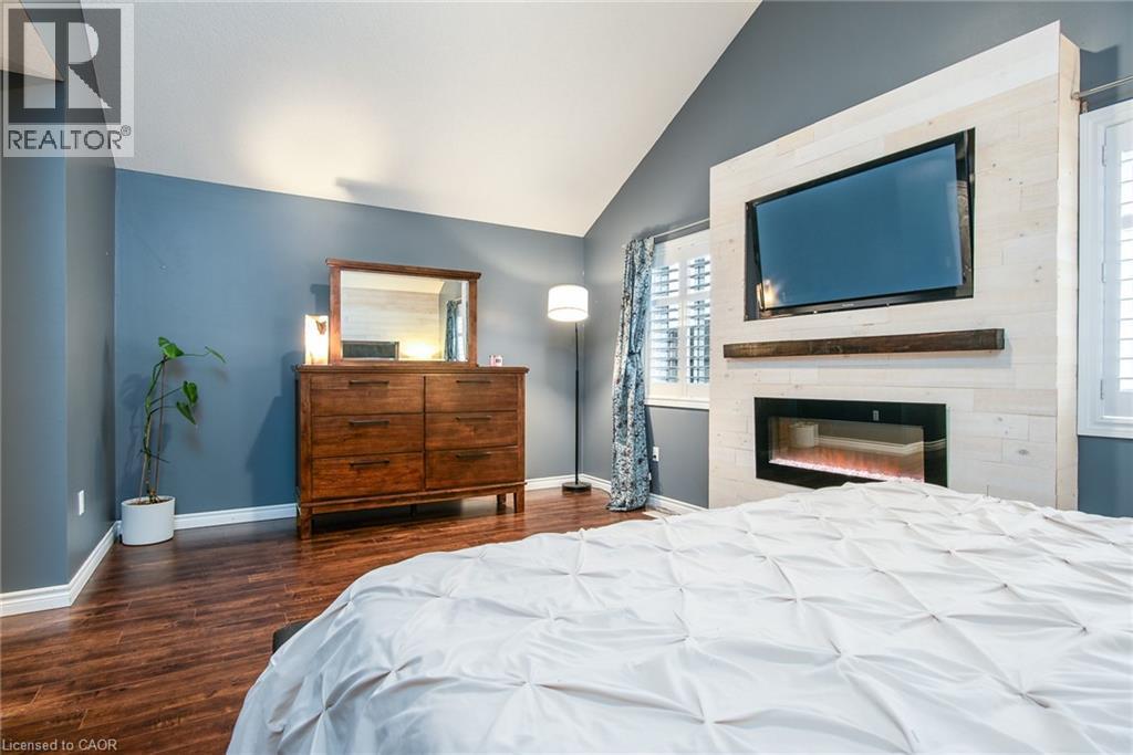 105 CAPTAIN MCCALLUM Drive - 28