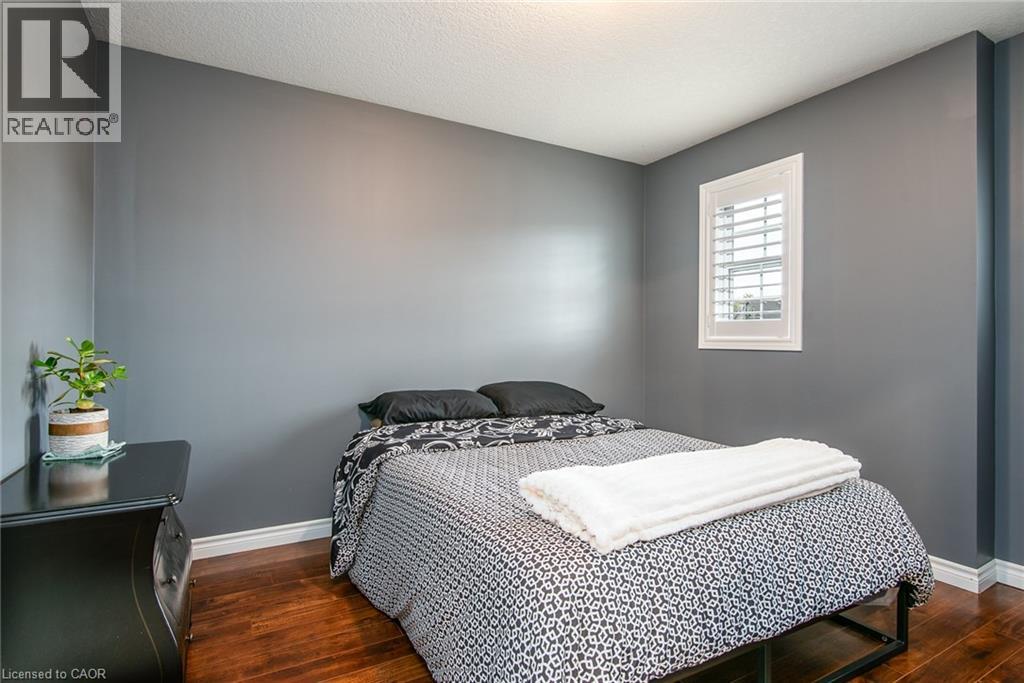 105 CAPTAIN MCCALLUM Drive - 30