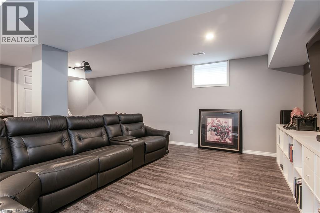 105 CAPTAIN MCCALLUM Drive - 38