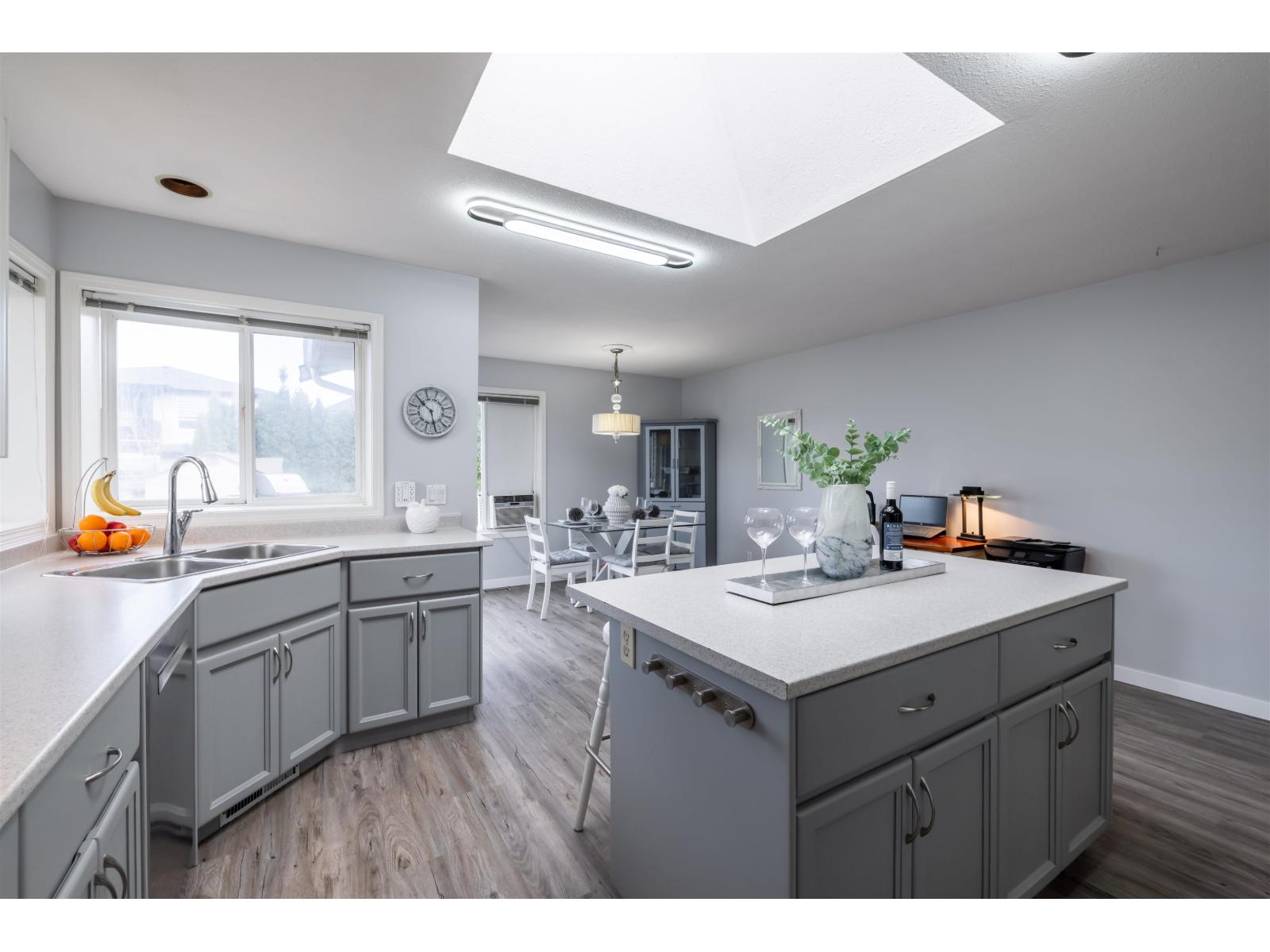 34775 2ND AVENUE, Abbotsford