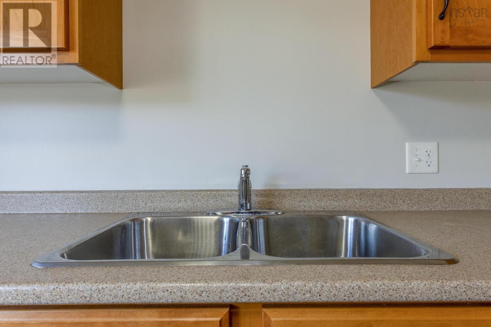 Property 5 of 26 of 1 88 Main Street