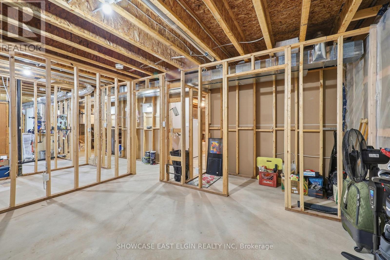 271 SYDENHAM STREET E Property Photo