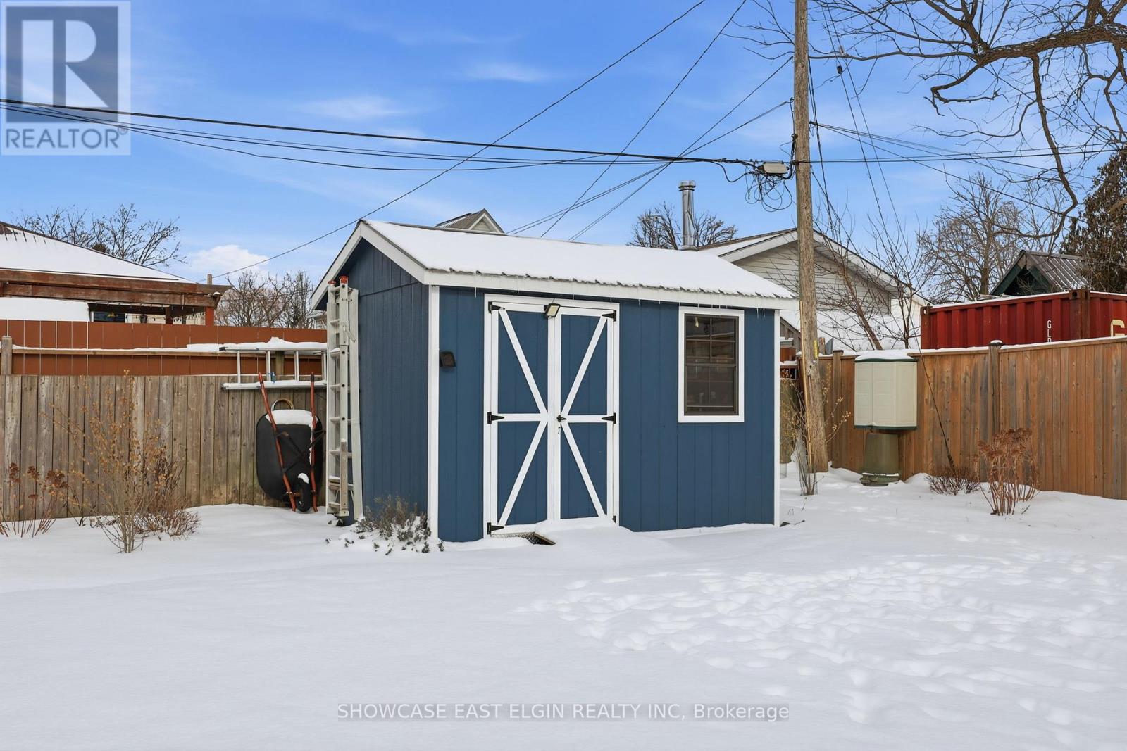 271 SYDENHAM STREET E Property Photo