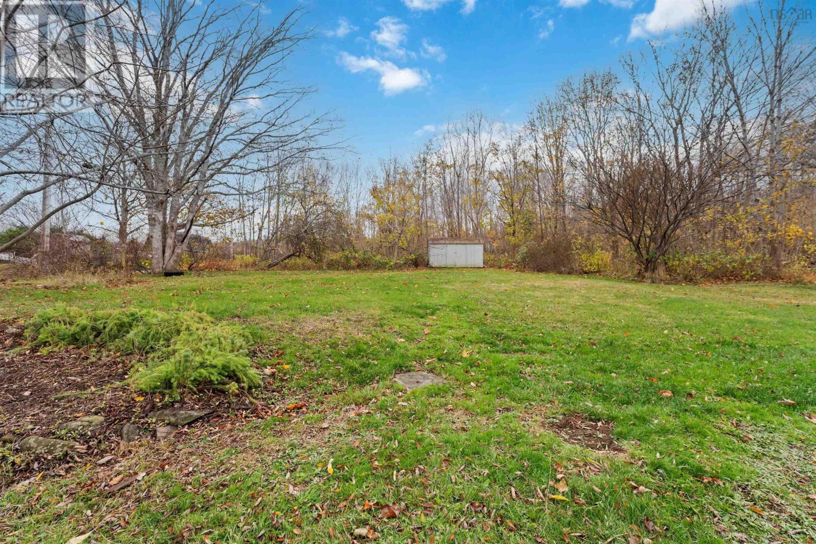 Property 20 of 47 of 10 Sunset Drive