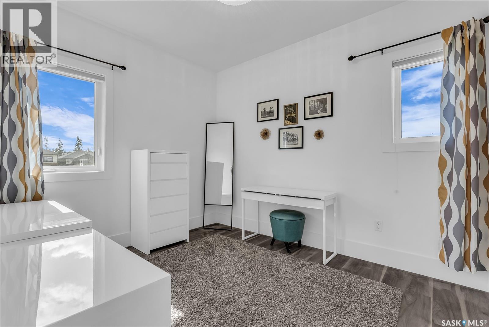 Single Family House 2 Level for Sale in  Atton COURT Saskatoon 