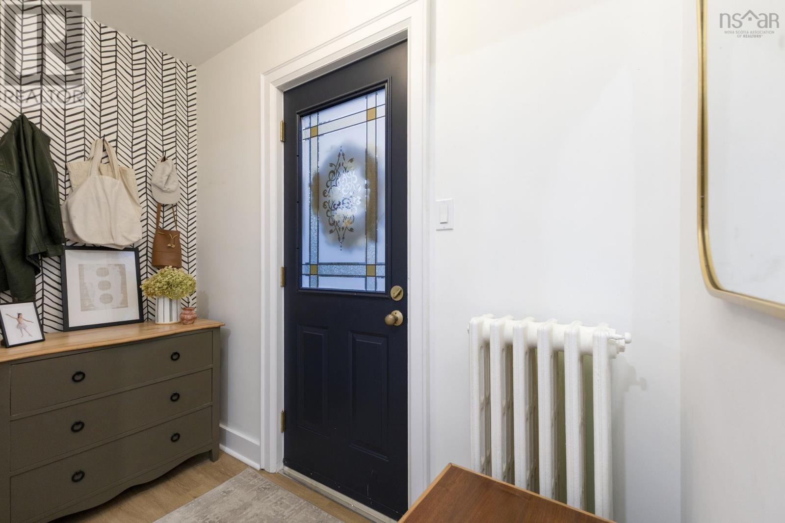 Property 25 of 41 of 32 Archibald Street