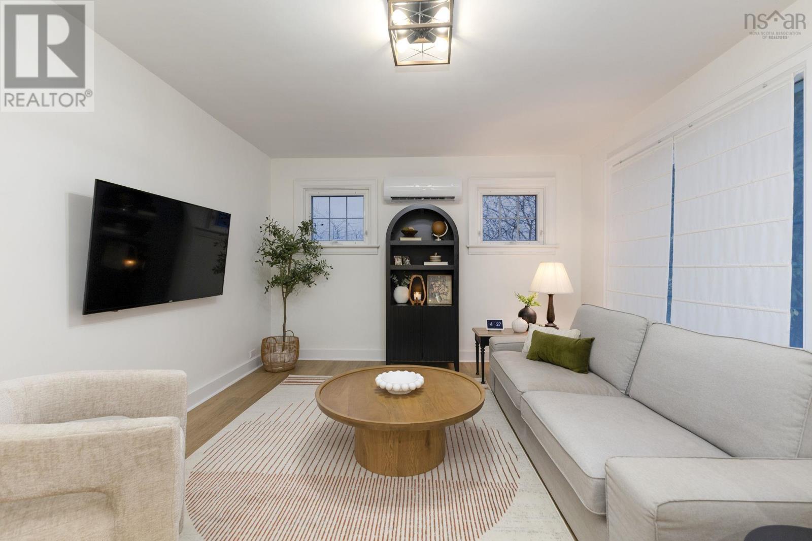 Property 1 of 41 of 32 Archibald Street