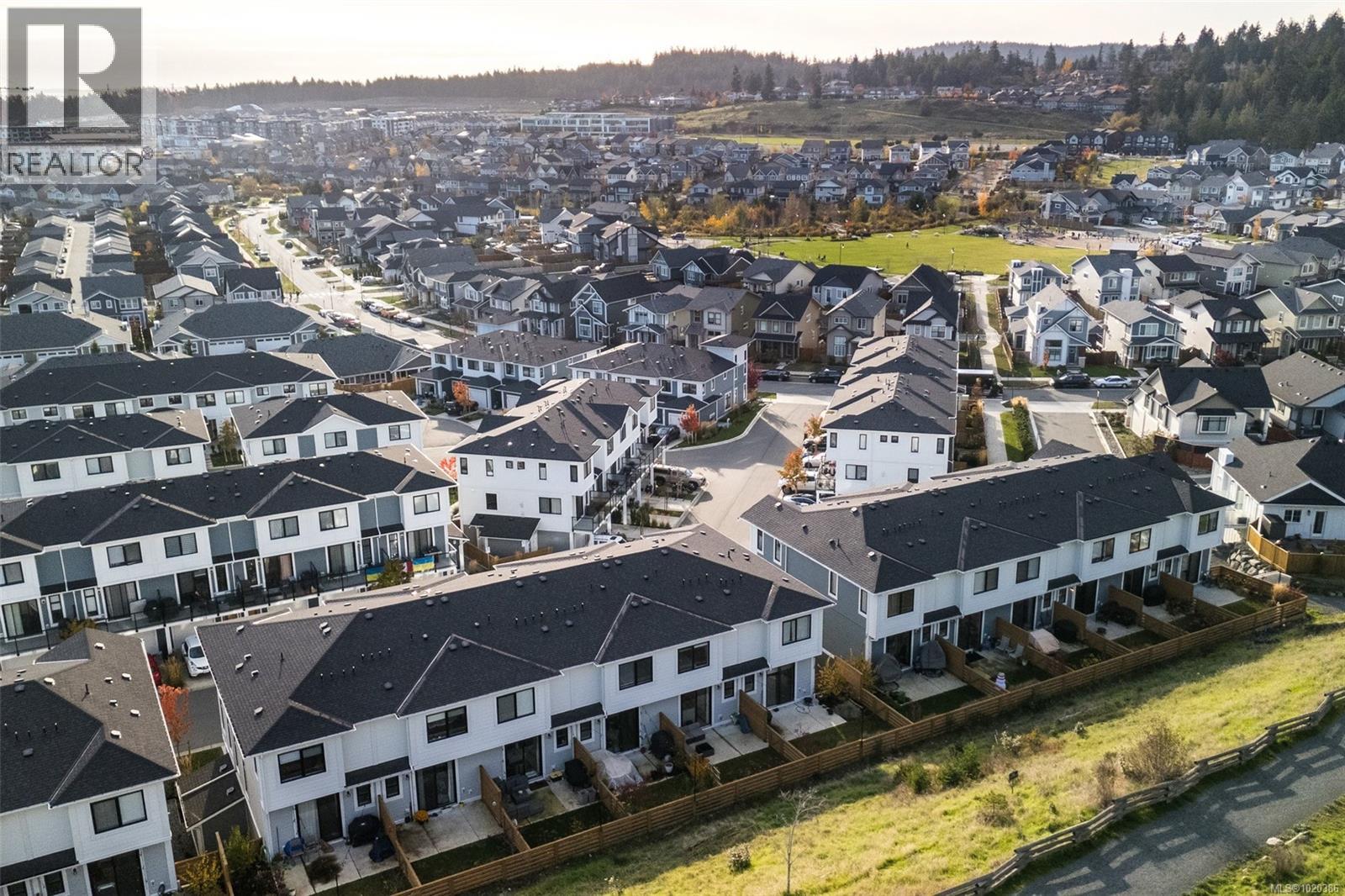 21 255 Caspian Dr, Colwood