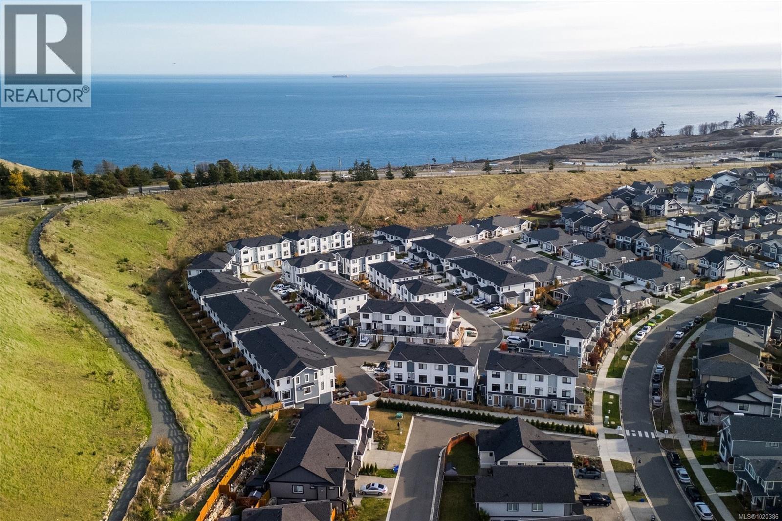 21 255 Caspian Dr, Colwood