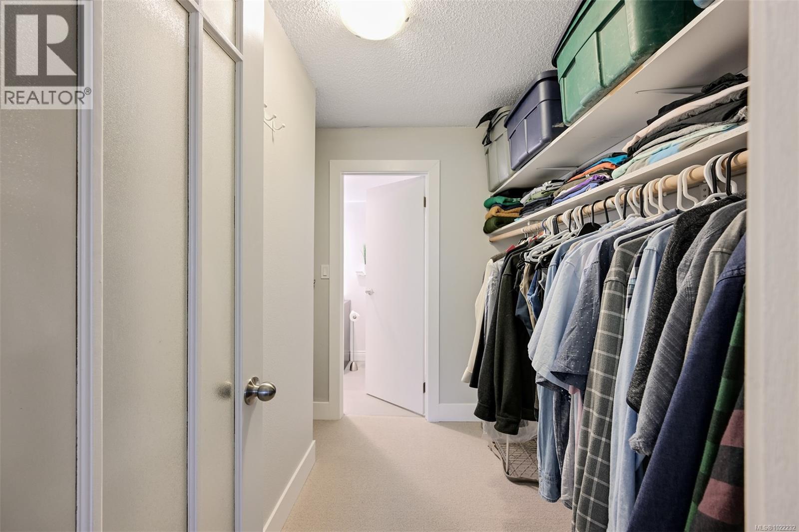 311 3255 Glasgow Ave, Saanich