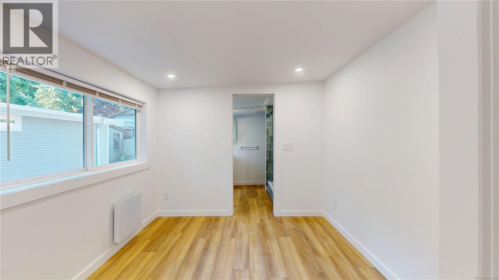 #48 2785 WALLBANK RD - 18