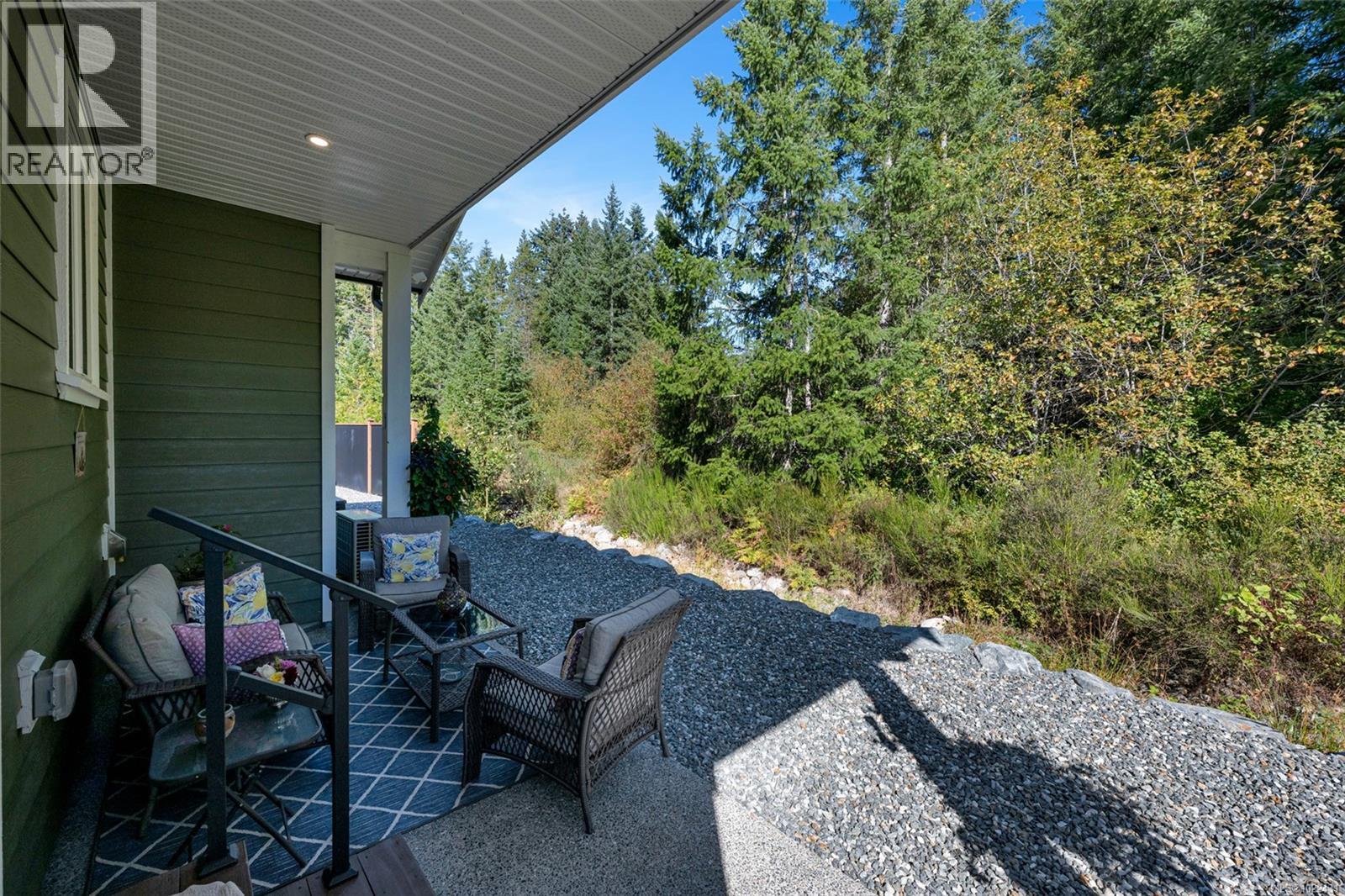 129 Edgewood Dr, Lake Cowichan