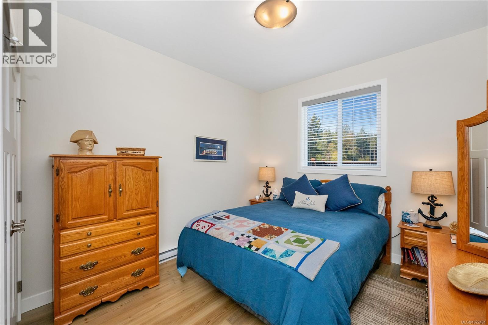 129 Edgewood Dr, Lake Cowichan