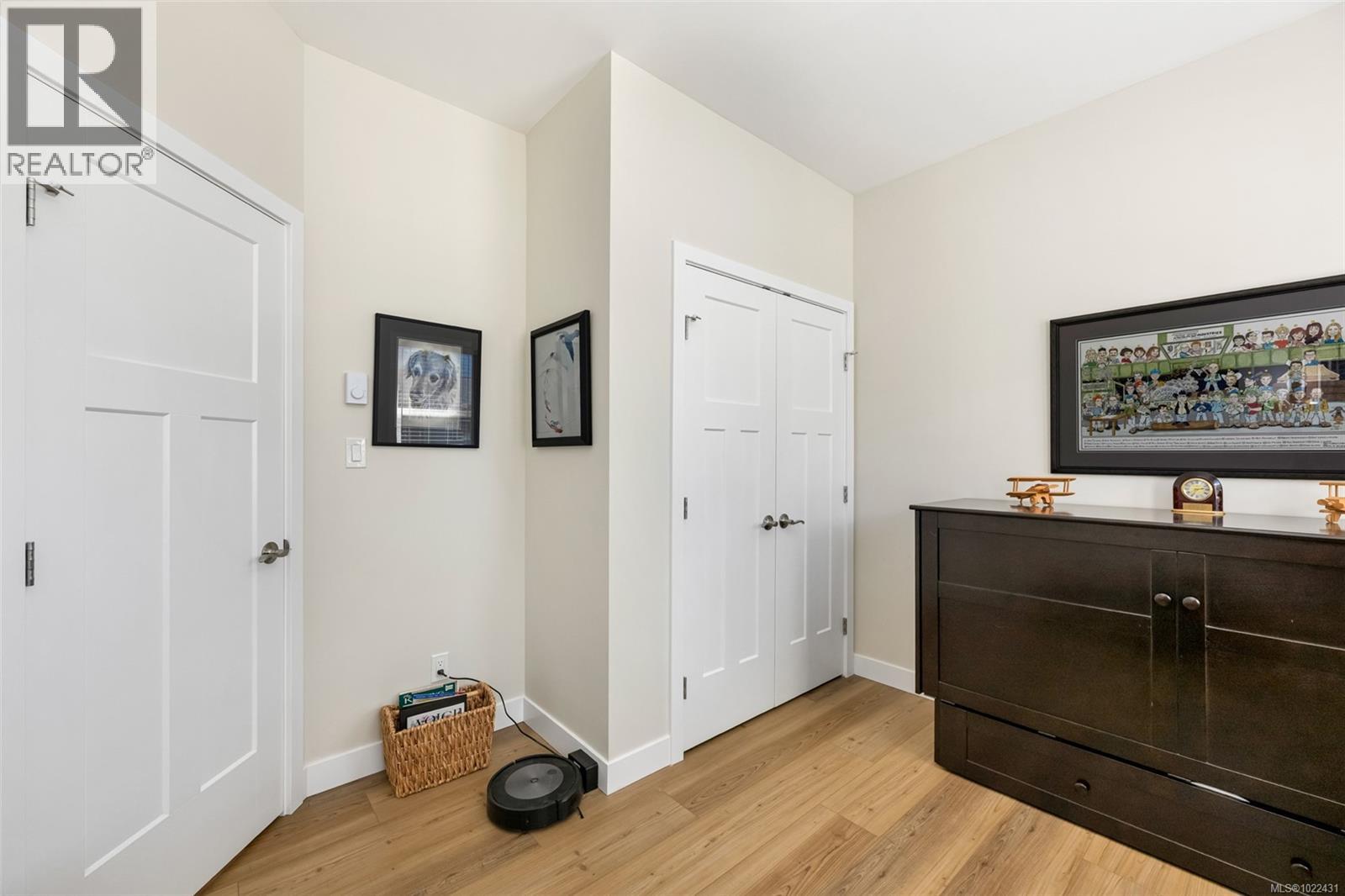 129 Edgewood Dr, Lake Cowichan