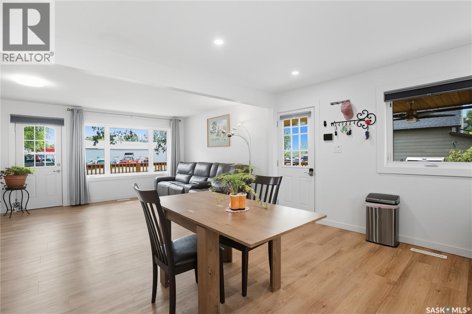 16 Walsh STREET — photo 13