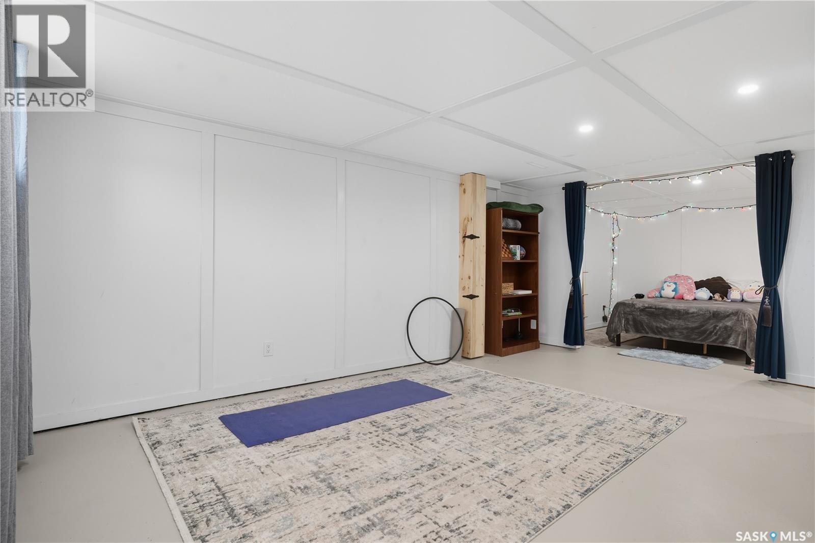 16 Walsh STREET — photo 21