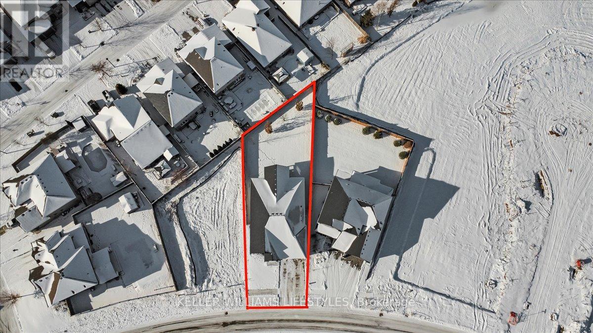 956 EAGLETRACE DRIVE - Photo 4 of 50, London North (North S), Ontario